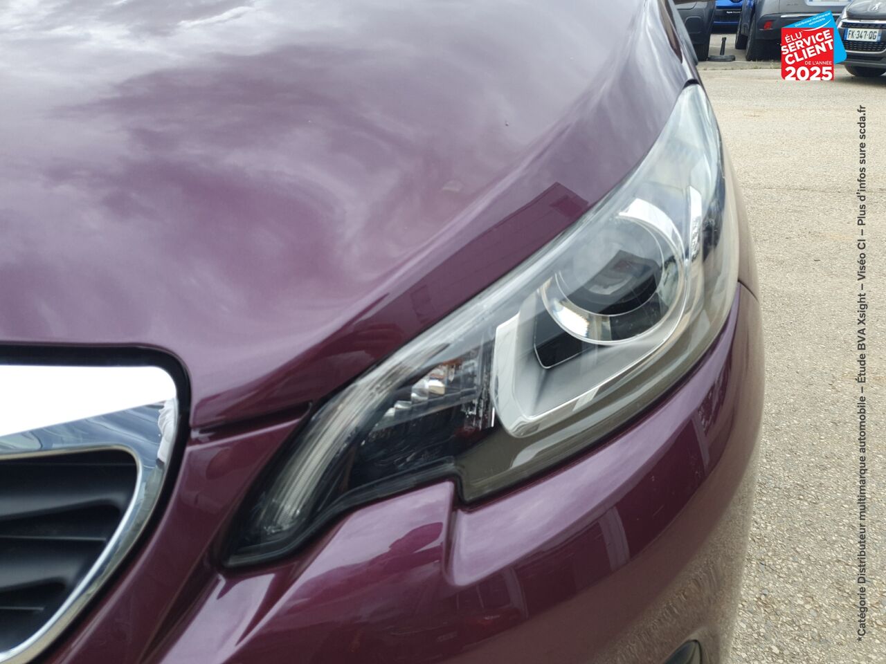 Véhicule d'occasion PEUGEOT 108 1.2 PURETECH STYLE 5P chez Dacia Strasbourg