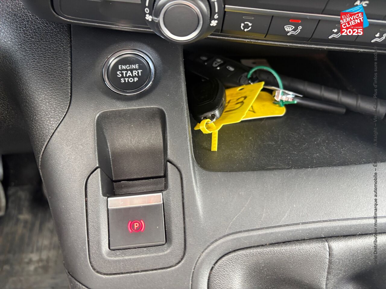 Véhicule d'occasion TOYOTA PROACE CITY MEDIUM 100 D-4D BUSINESS RC22 chez Toyota Thionville