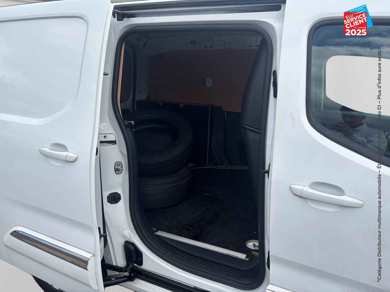 Véhicule d'occasion TOYOTA PROACE CITY MEDIUM 100 D-4D BUSINESS RC22 chez Toyota Thionville