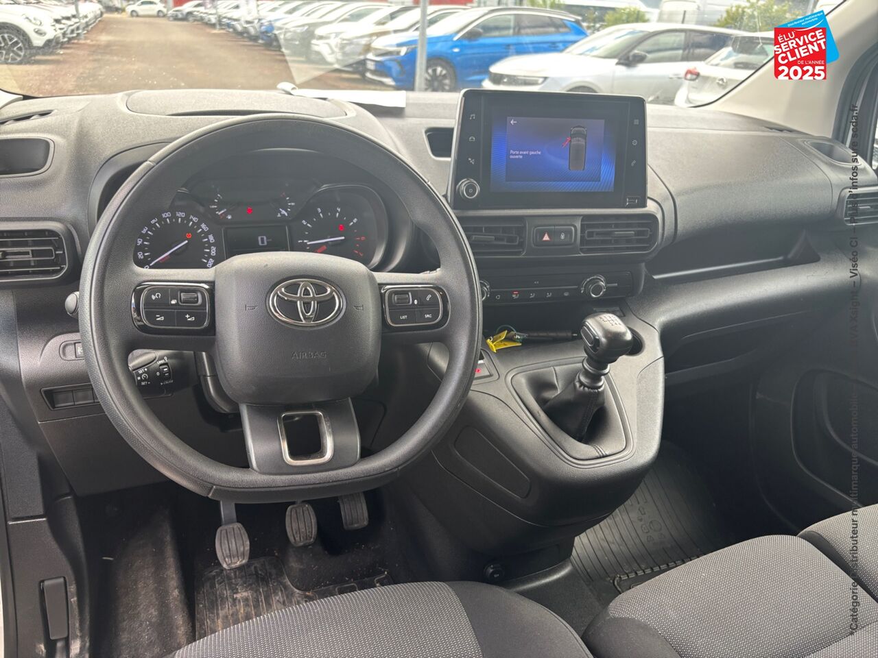 Véhicule d'occasion TOYOTA PROACE CITY MEDIUM 100 D-4D BUSINESS RC22 chez Toyota Thionville