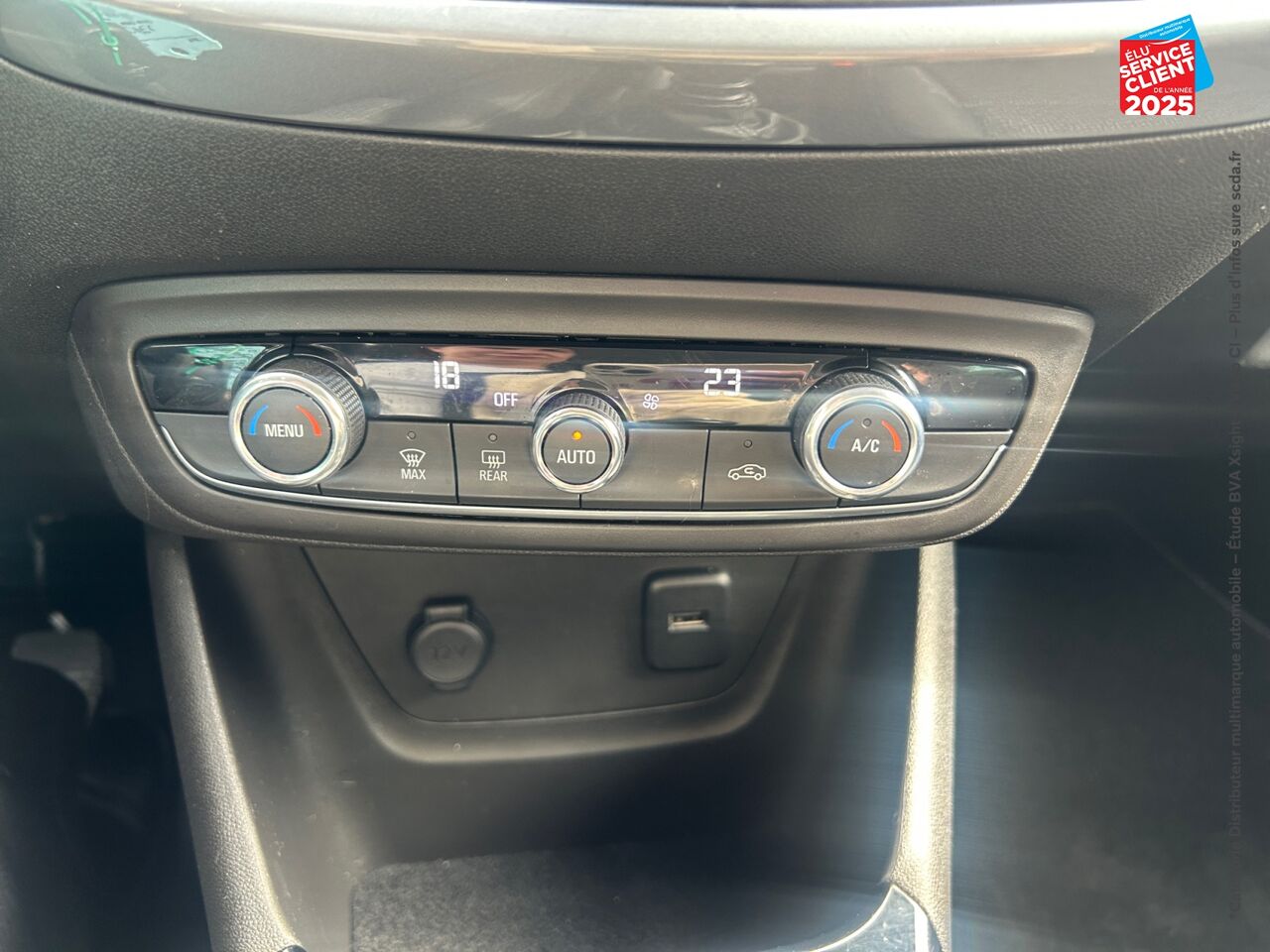 Véhicule d'occasion OPEL CROSSLAND 1.2 TURBO 110CH ELEGANCE chez Opel Nancy