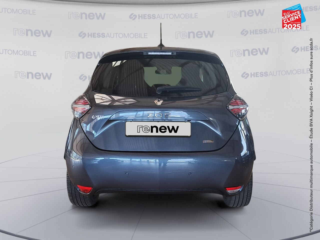 Véhicule d'occasion RENAULT ZOE EDITION ONE CHARGE NORMALE R135 ACHAT INTEGRAL 4CV SIEGES CUIR GPS BOSE chez Renault Saint-Louis