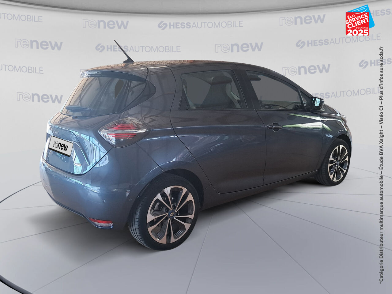 Véhicule d'occasion RENAULT ZOE EDITION ONE CHARGE NORMALE R135 ACHAT INTEGRAL 4CV SIEGES CUIR GPS BOSE chez Renault Saint-Louis
