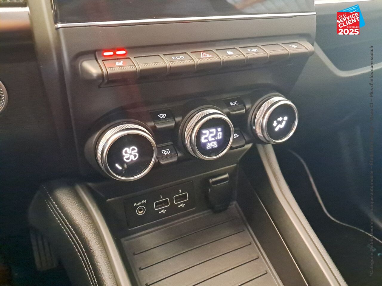 Véhicule d'occasion RENAULT ZOE EDITION ONE CHARGE NORMALE R135 ACHAT INTEGRAL 4CV SIEGES CUIR GPS BOSE chez Renault Saint-Louis