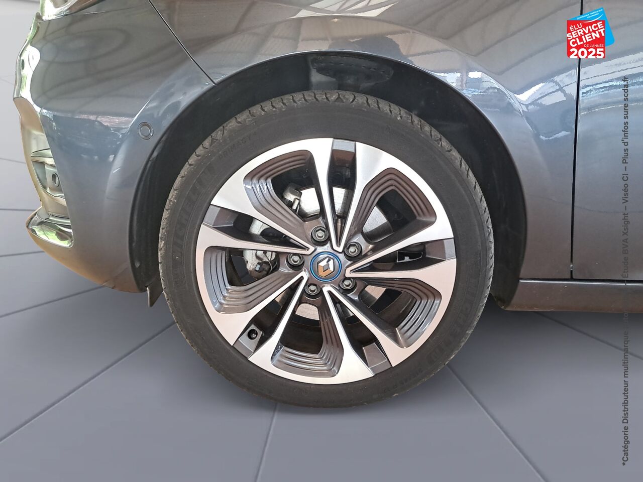 Véhicule d'occasion RENAULT ZOE EDITION ONE CHARGE NORMALE R135 ACHAT INTEGRAL 4CV SIEGES CUIR GPS BOSE chez Renault Saint-Louis