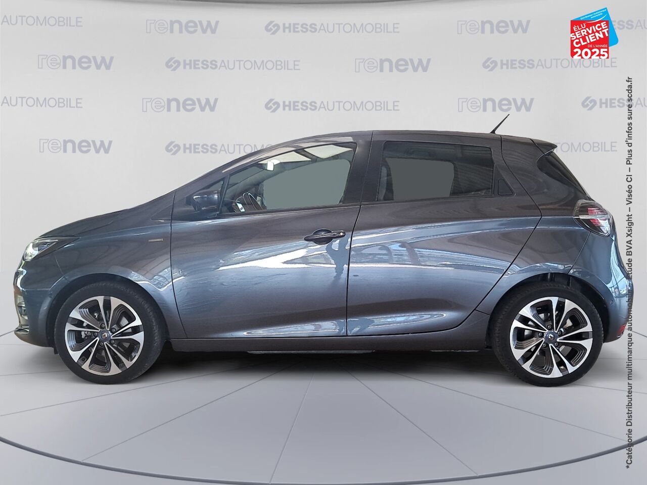 Véhicule d'occasion RENAULT ZOE EDITION ONE CHARGE NORMALE R135 ACHAT INTEGRAL 4CV SIEGES CUIR GPS BOSE chez Renault Saint-Louis