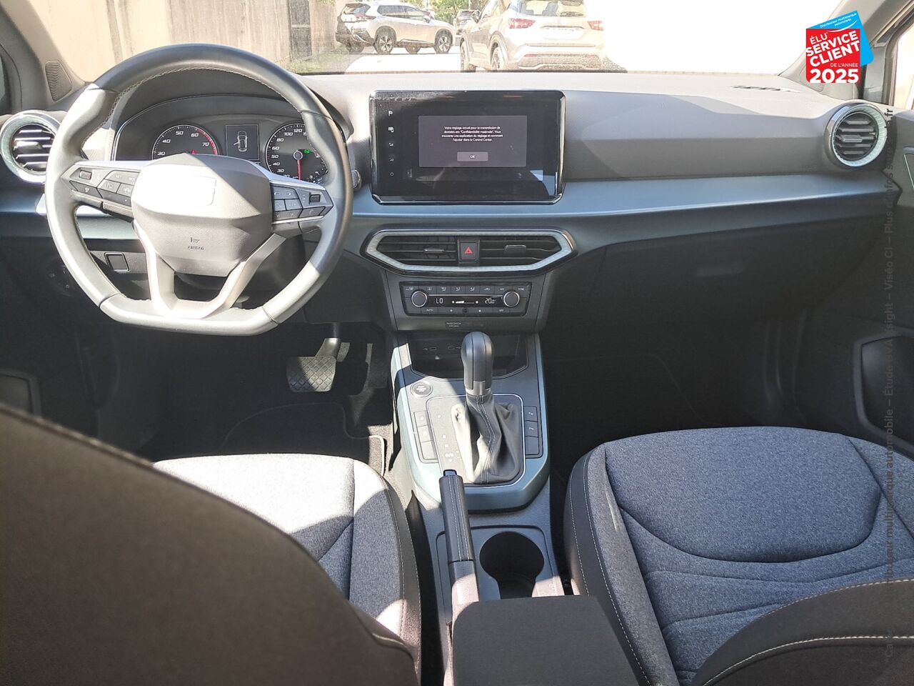 Véhicule d'occasion SEAT ARONA 1.0 TSI 110CH XPERIENCE DSG7 CAMERA chez Hyundai Reims