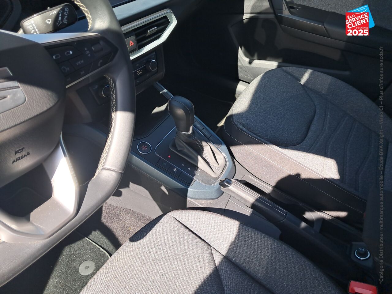 Véhicule d'occasion SEAT ARONA 1.0 TSI 110CH XPERIENCE DSG7 CAMERA chez Hyundai Reims