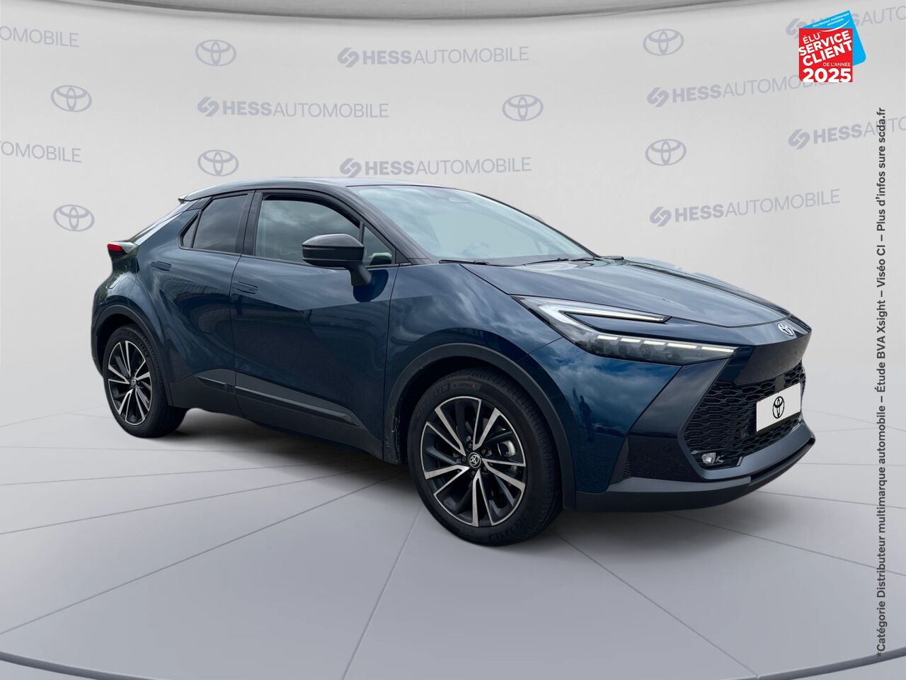 Véhicule d'occasion TOYOTA C-HR 2.0 HYBRIDE RECHARGEABLE 225CH COLLECTION NG23 chez Nissan Strasbourg