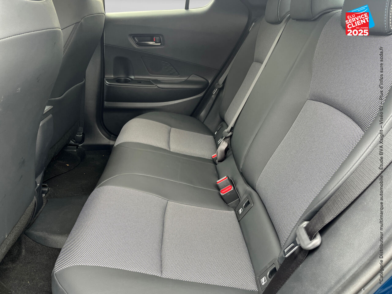 Véhicule d'occasion TOYOTA C-HR 2.0 HYBRIDE RECHARGEABLE 225CH COLLECTION NG23 chez Nissan Strasbourg