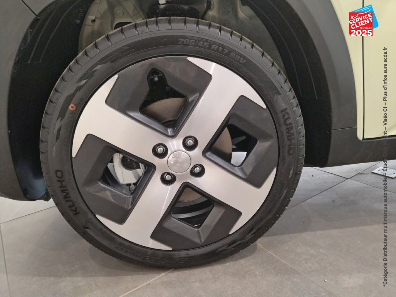 Véhicule neuf HYUNDAI INSTER 49 KWH 115CH CREATIVE chez Hyundai Epernay