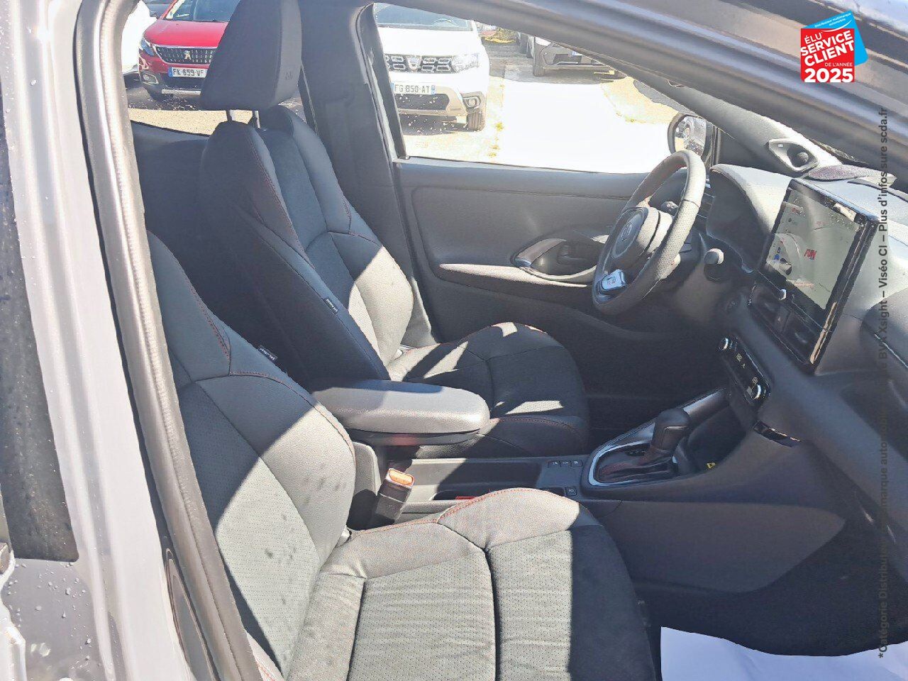 Véhicule d'occasion TOYOTA YARIS 130H GR SPORT 5P MY25 chez Toyota Verdun