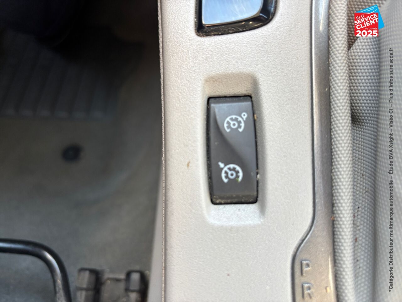 Véhicule d'occasion RENAULT ZOE ZEN CHARGE NORMALE R90 MY19 GPS chez Toyota Thionville