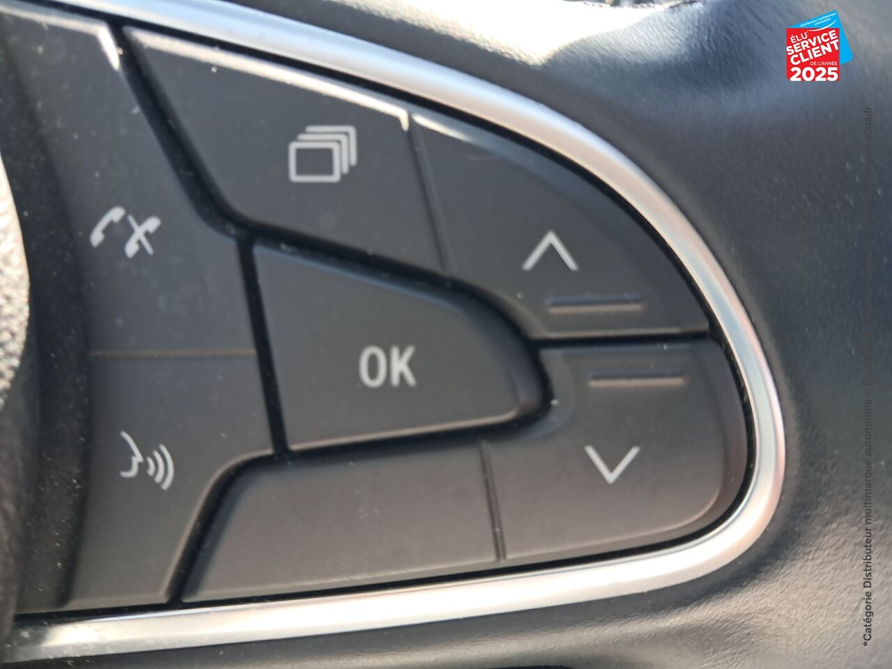 Véhicule d'occasion RENAULT MEGANE 1.3 TCE 140CH FAP INTENS GPS CAMERA chez Nissan Belfort