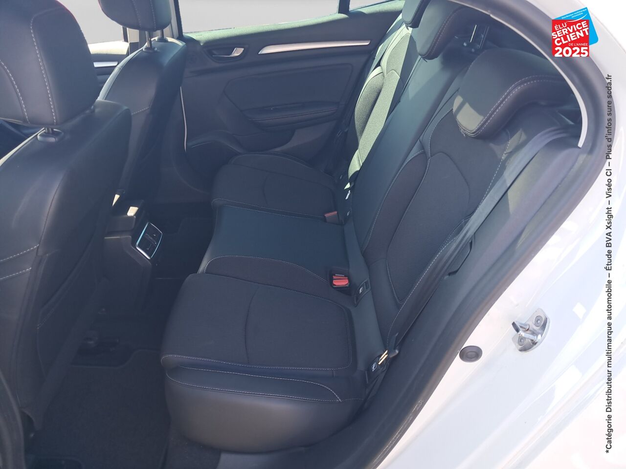 Véhicule d'occasion RENAULT MEGANE 1.3 TCE 140CH FAP INTENS GPS CAMERA chez Nissan Belfort