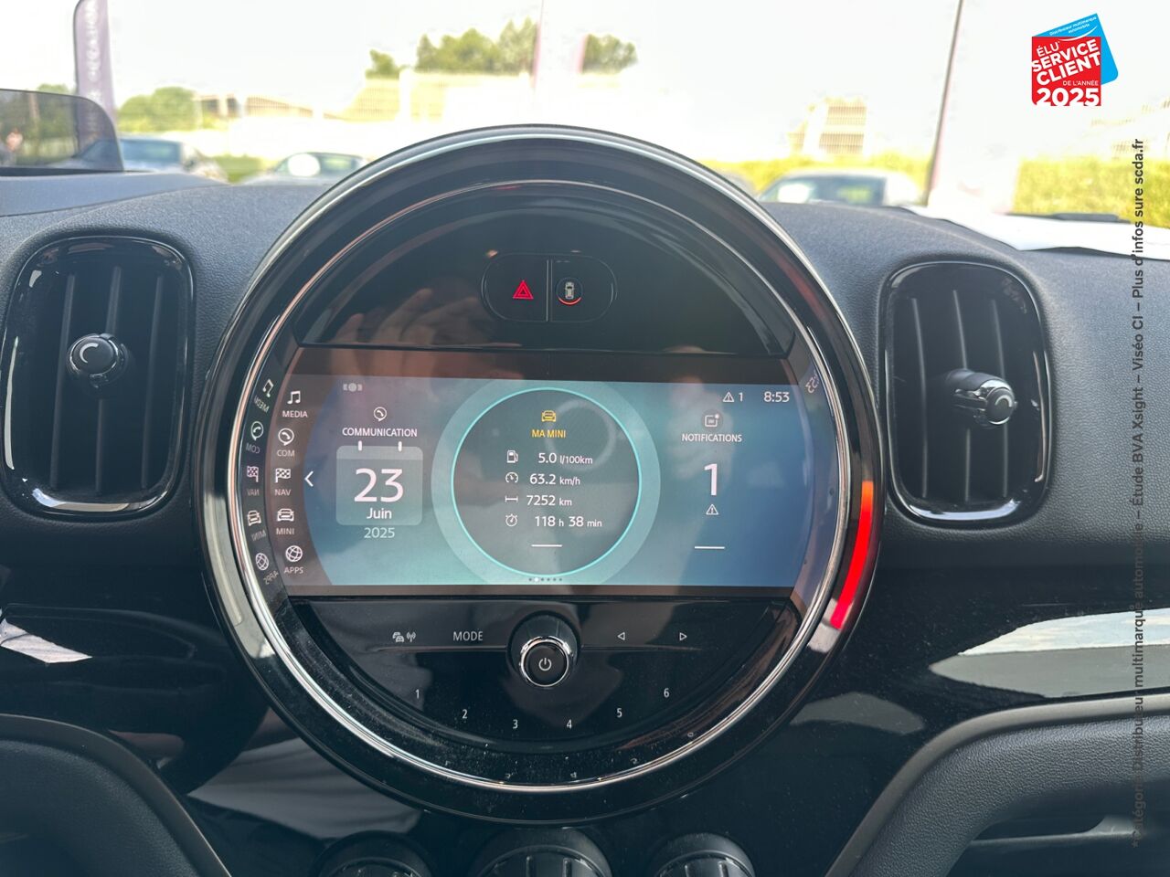 Véhicule d'occasion MINI COUNTRYMAN COOPER SE 125CH + 95CH EDITION PREMIUM ALL4 BVA6 SIEGE CHAUF GPS HUD chez Volvo Epernay