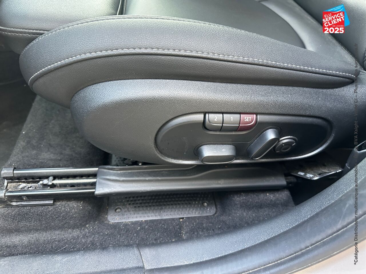 Véhicule d'occasion MINI COUNTRYMAN COOPER SE 125CH + 95CH EDITION PREMIUM ALL4 BVA6 SIEGE CHAUF GPS HUD chez Volvo Epernay