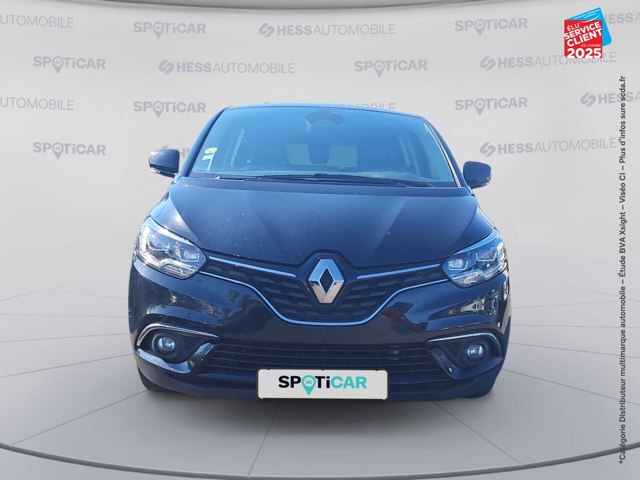 Véhicule d'occasion RENAULT GRAND SCENIC 1.7 BLUE DCI 120CH INTENS EDC chez Renault Saint-Louis
