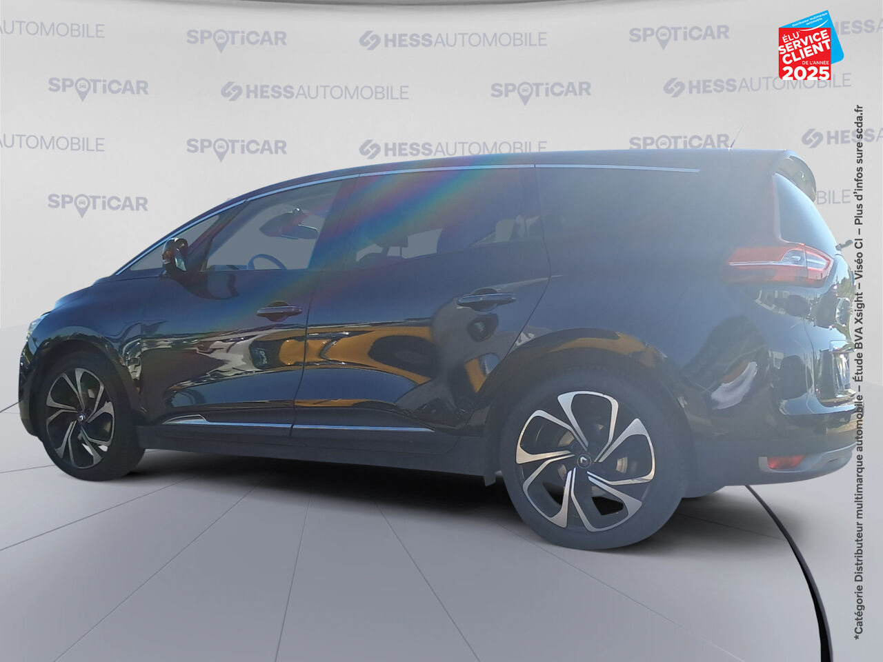 Véhicule d'occasion RENAULT GRAND SCENIC 1.7 BLUE DCI 120CH INTENS EDC chez Renault Saint-Louis