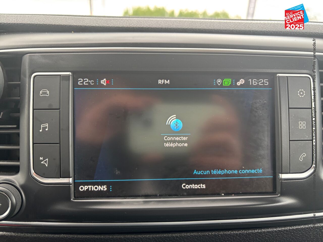 Véhicule d'occasion PEUGEOT EXPERT FG STANDARD 1.5 BLUEHDI 120CH S/S CABINE APPROFONDIE REPLIABLE PRO GPS CARPLAY chez Renault Saint-Louis