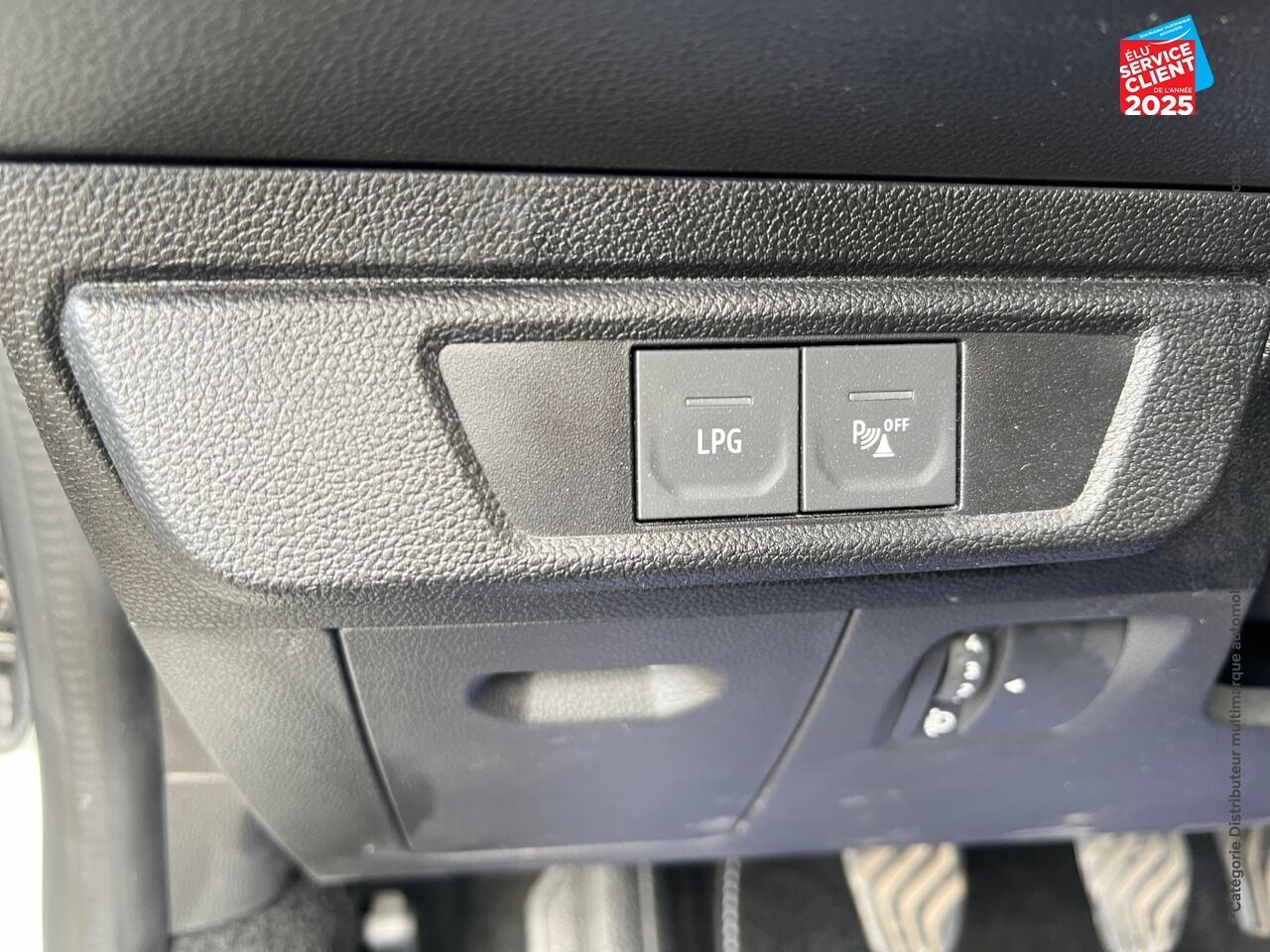 Véhicule d'occasion DACIA SANDERO 1.0 ECO-G 100CH STEPWAY CONFORT -22 chez Toyota Thionville