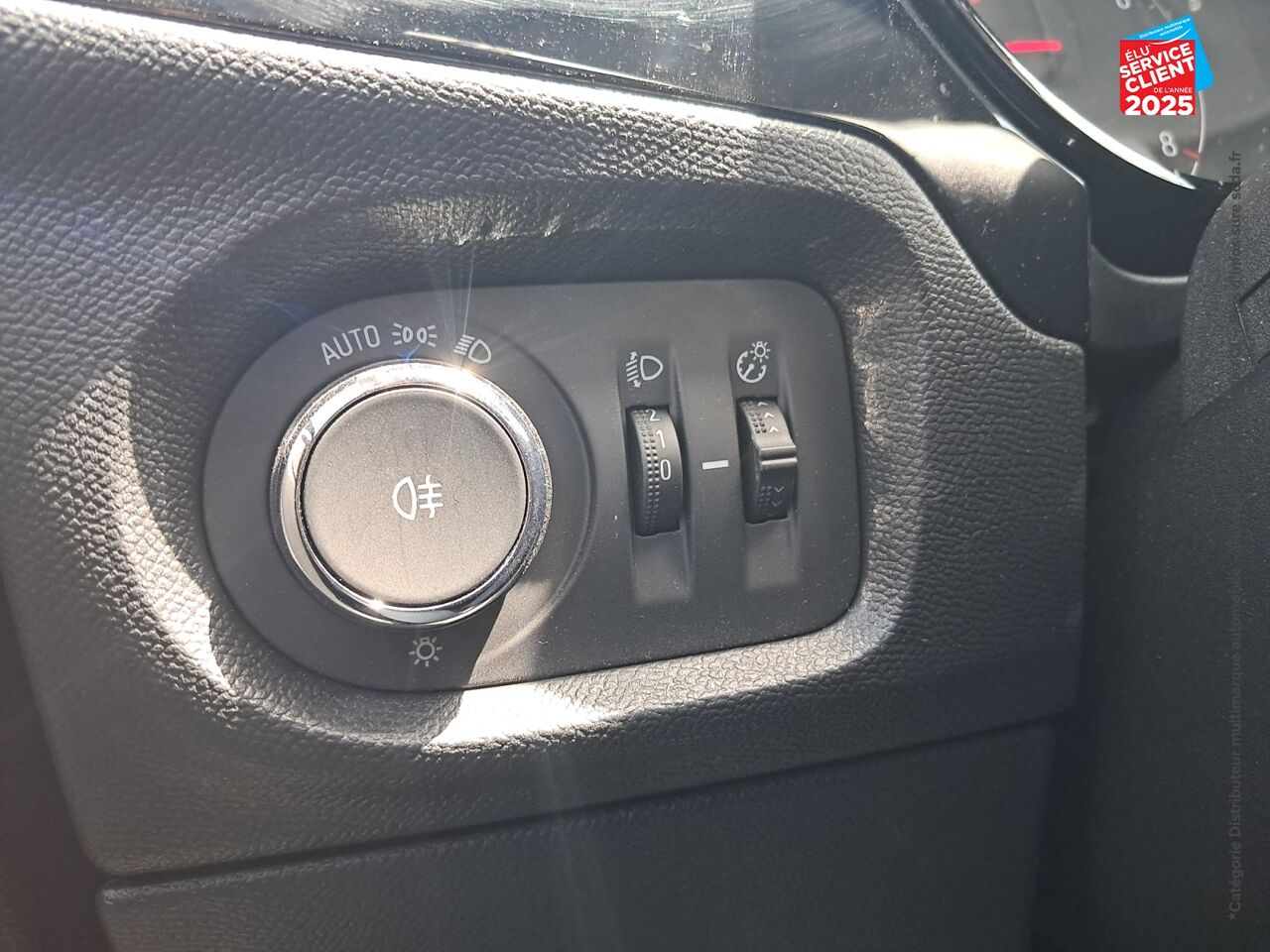 Véhicule d'occasion OPEL CORSA 1.2 75CH EDITION CAMERA CARPLAY chez Toyota Verdun