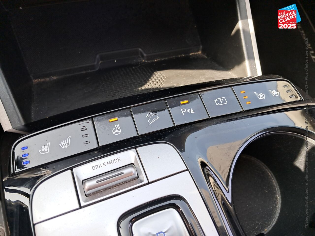Véhicule d'occasion HYUNDAI TUCSON 1.6 T-GDI 230 CH HYBRID EXECUTIVE TOUVRANT SIEGE CHAUF VENTIL VOLANT CHAUF CAMERA GPS chez Hyundai Epernay