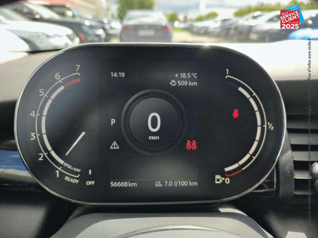Véhicule d'occasion MINI MINI ONE 102CH CHILI BVA7 chez Renault Sélestat