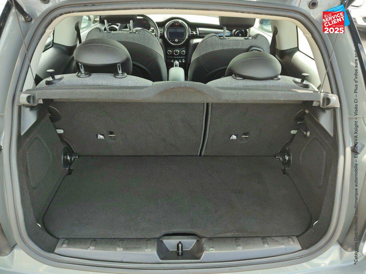 Véhicule d'occasion MINI MINI ONE 102CH CHILI BVA7 chez Renault Sélestat