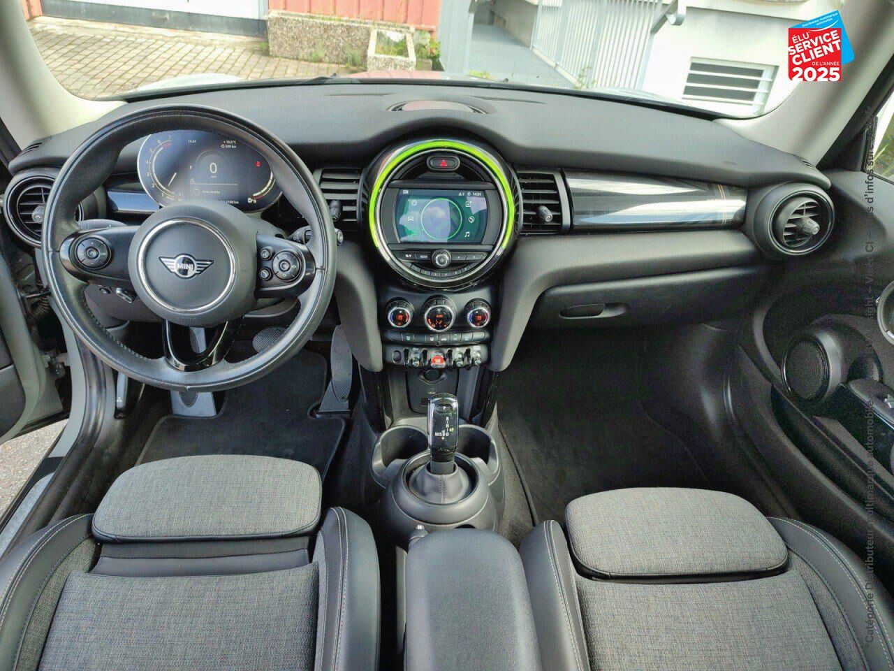 Véhicule d'occasion MINI MINI ONE 102CH CHILI BVA7 chez Renault Sélestat