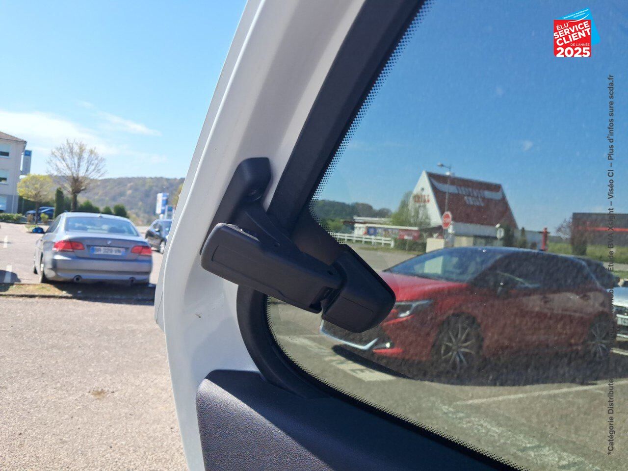 Véhicule d'occasion CITROEN C4 CACTUS PURETECH 110CH SS ORIGINS EAT6 E6.D-TEMP chez Hyundai Epernay