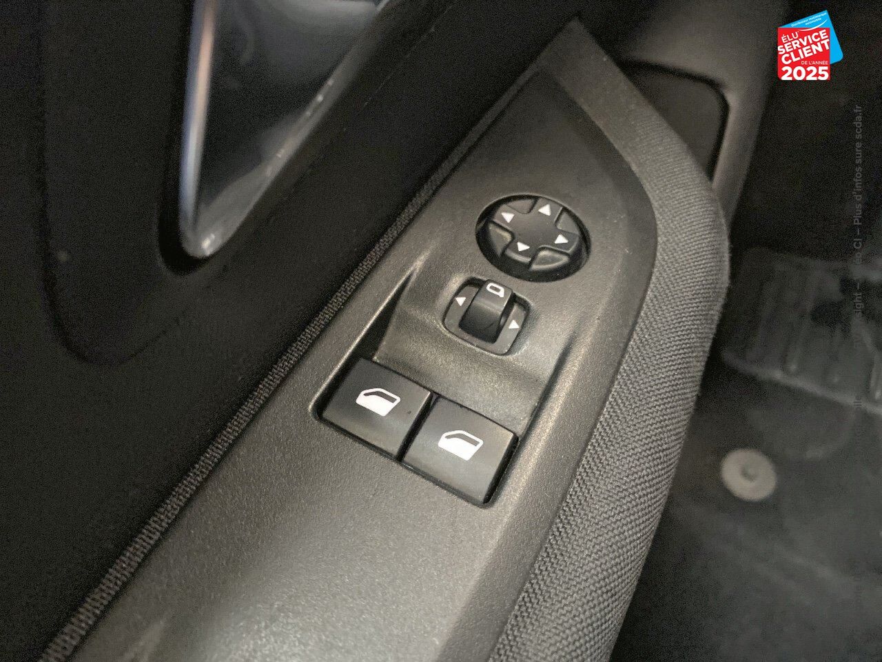 Véhicule d'occasion PEUGEOT 208 E-136CH ACTIVE chez Hyundai Chalons