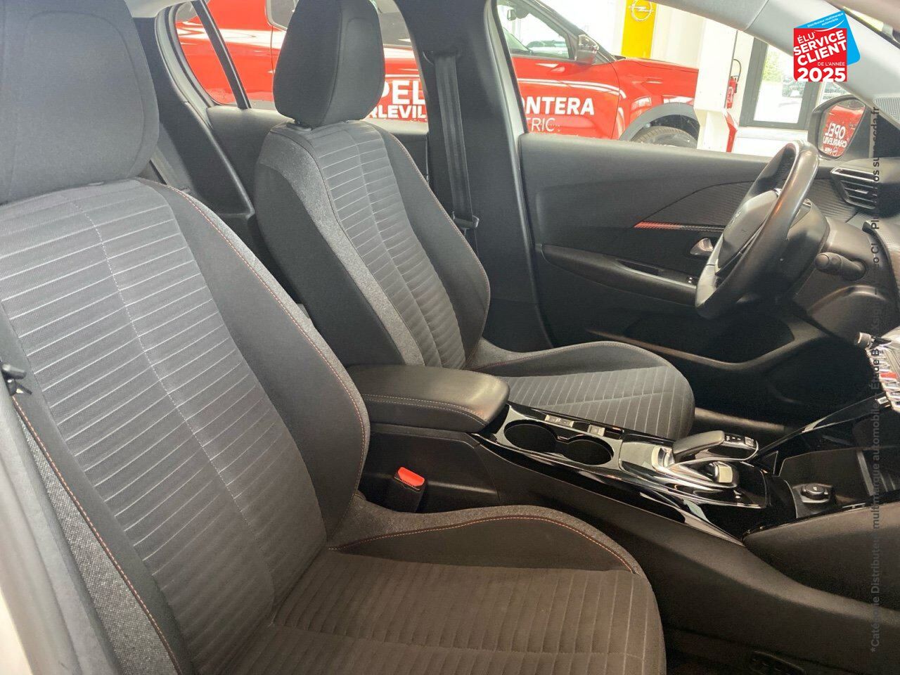Véhicule d'occasion PEUGEOT 208 E-136CH ACTIVE chez Hyundai Chalons