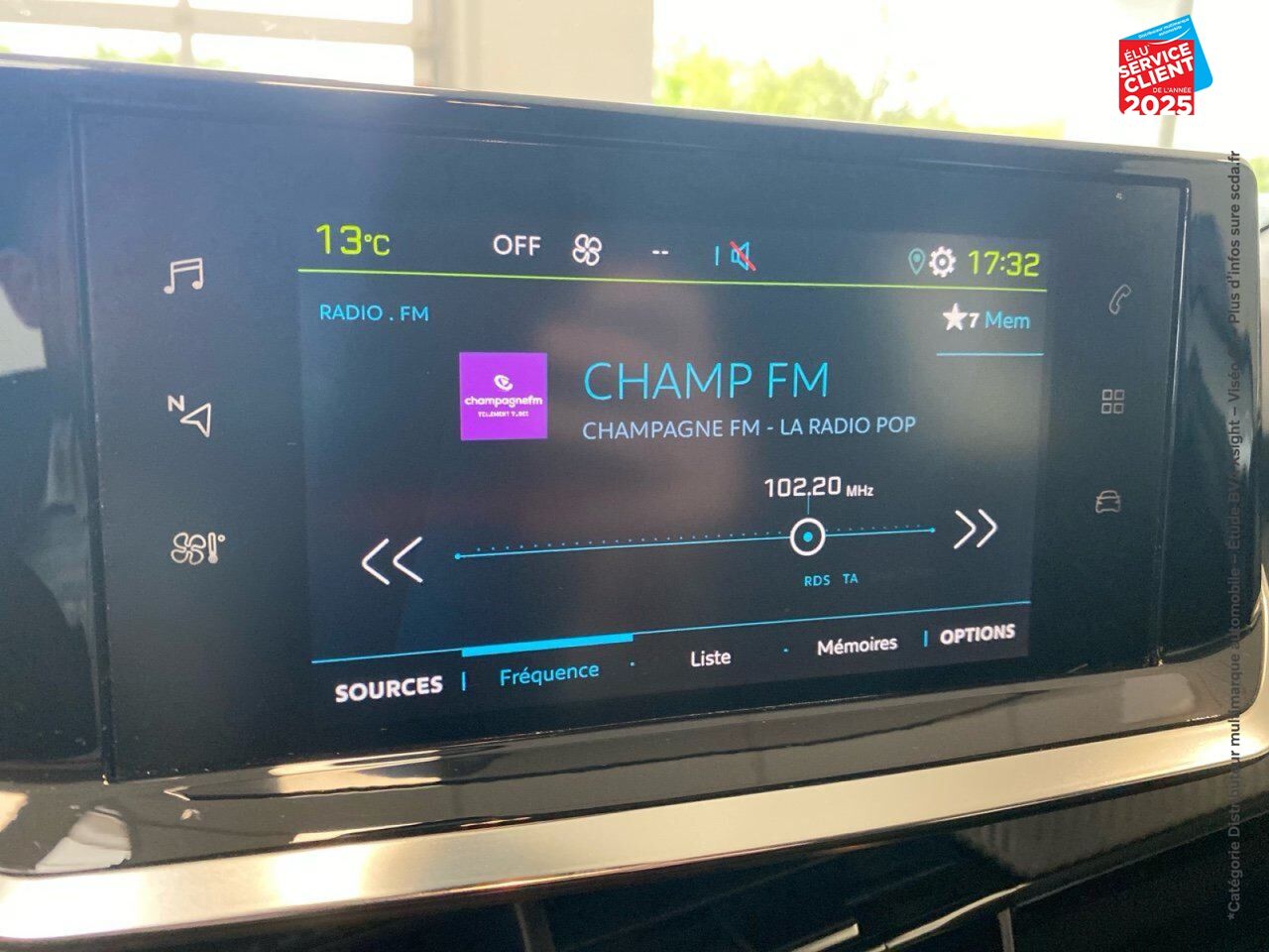 Véhicule d'occasion PEUGEOT 208 E-136CH ACTIVE chez Hyundai Chalons