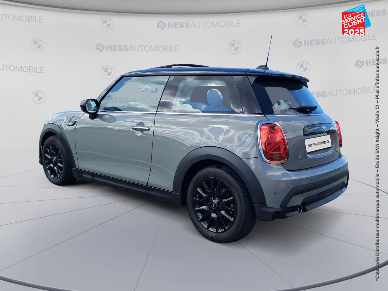 Véhicule d'occasion MINI MINI COOPER 136CH EDITION CAMDEN TOUVRANT SIEGES CUIR GPS RADAR AR CARPLAY chez Renault Colmar