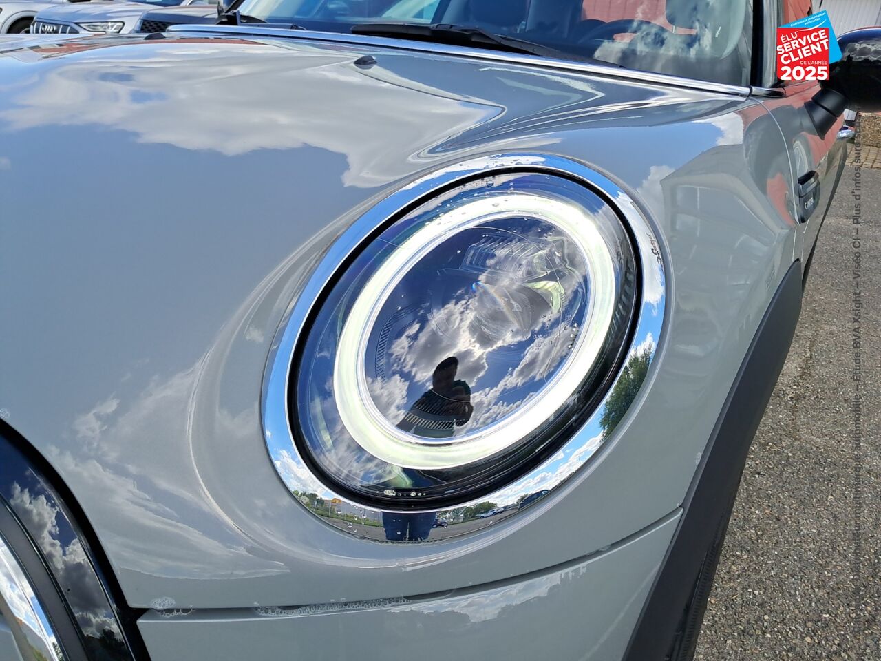 Véhicule d'occasion MINI MINI COOPER 136CH EDITION CAMDEN TOUVRANT SIEGES CUIR GPS RADAR AR CARPLAY chez Renault Colmar
