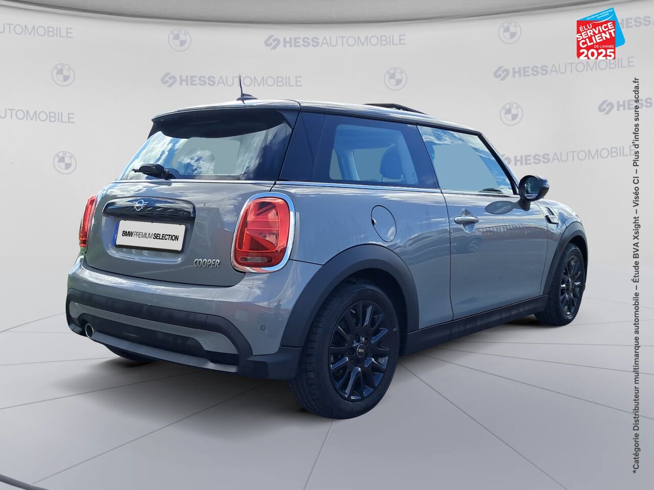 Véhicule d'occasion MINI MINI COOPER 136CH EDITION CAMDEN TOUVRANT SIEGES CUIR GPS RADAR AR CARPLAY chez Renault Colmar