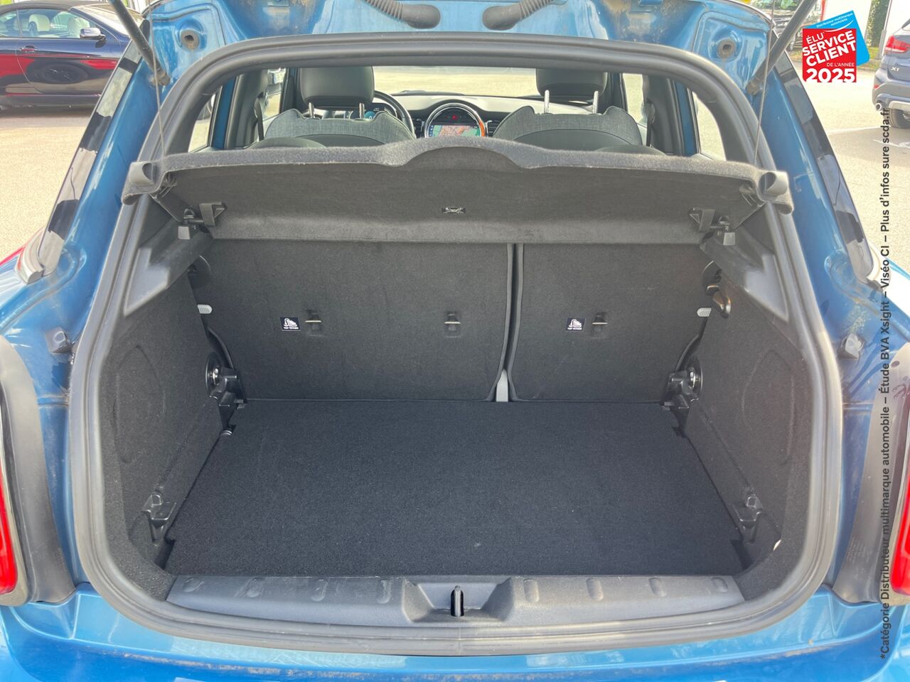 Véhicule d'occasion MINI MINI 5 PORTES COOPER 136CH EDITION CAMDEN BVA7 chez MINI Colmar