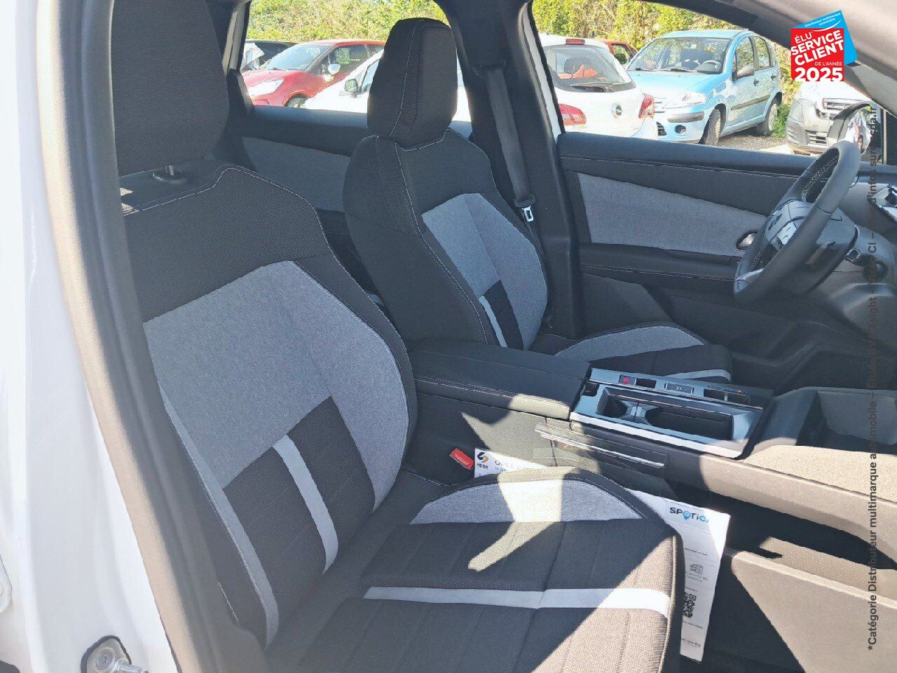 Véhicule d'occasion OPEL GRANDLAND 1.2 TURBO HYBRID 136CH EDITION E-DCT6 chez Renault Colmar