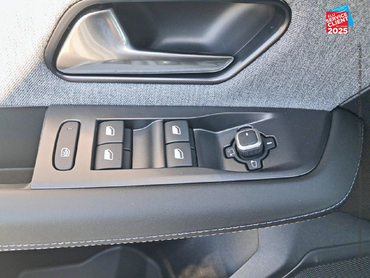 Véhicule d'occasion OPEL GRANDLAND 1.2 TURBO HYBRID 136CH EDITION E-DCT6 chez Renault Colmar
