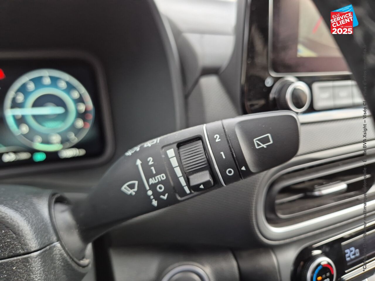 Véhicule d'occasion HYUNDAI KONA 1.6 GDI 141CH HYBRID CREATIVE DCT-6 chez Hyundai Epernay