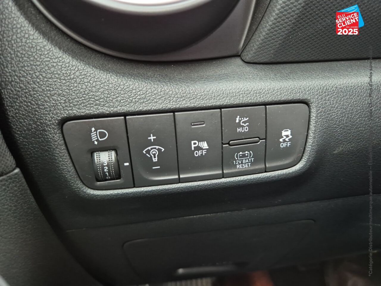 Véhicule d'occasion HYUNDAI KONA 1.6 GDI 141CH HYBRID CREATIVE DCT-6 chez Hyundai Epernay