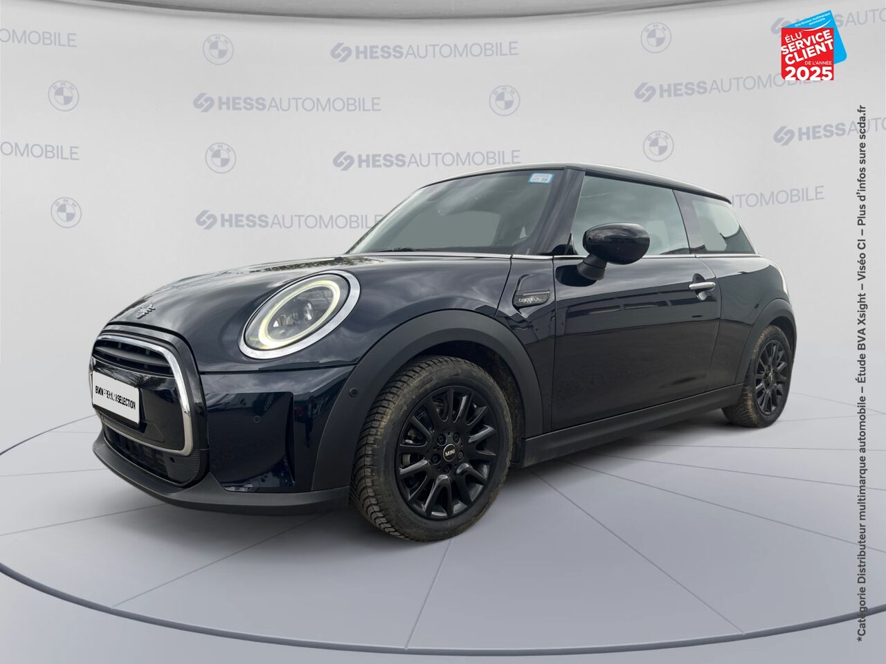 Véhicule d'occasion MINI MINI COOPER 136CH EDITION CAMDEN BVA7 TOUVRANT SIEGES CHAUF/CUIR GPS RADAR AV/AR HUD chez BMW Pontarlier
