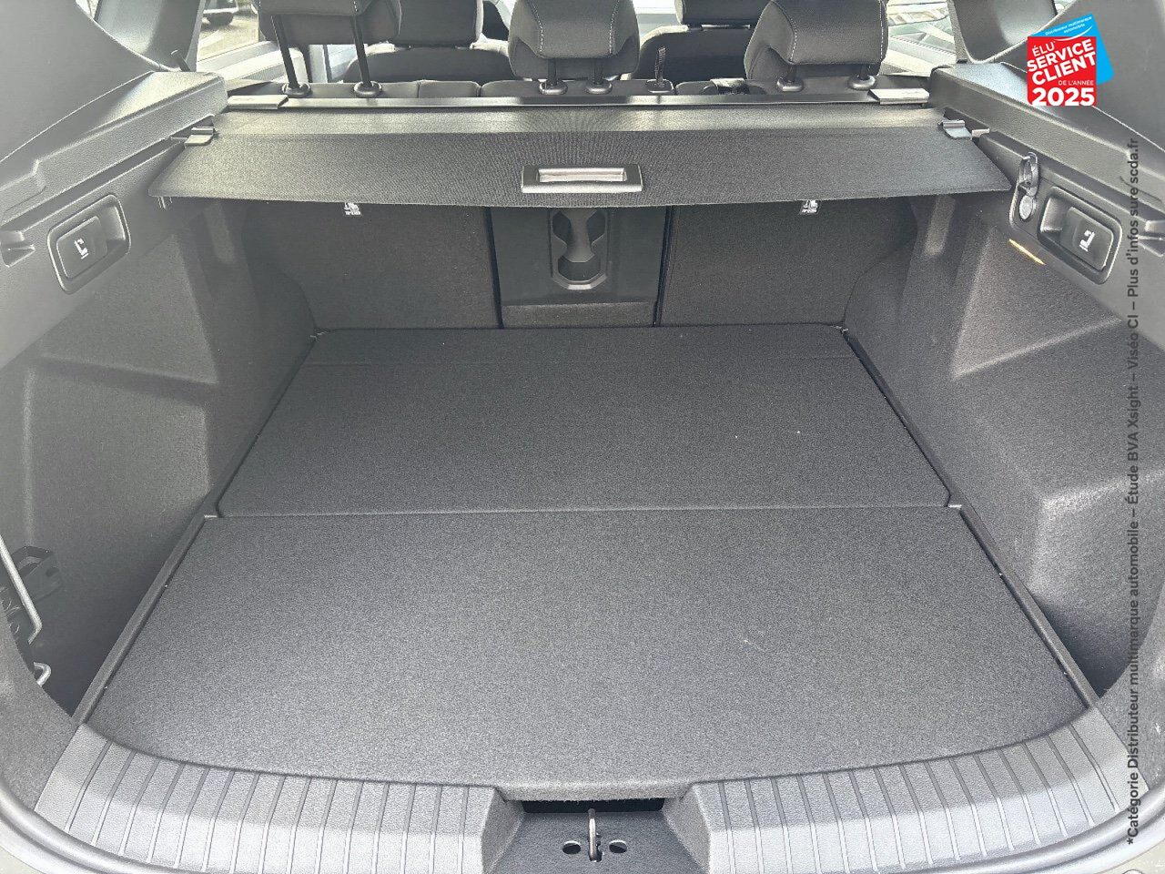 Véhicule d'occasion DACIA BIGSTER 1.8 HYBRID 155CH JOURNEY 4X2 chez Renault Colmar