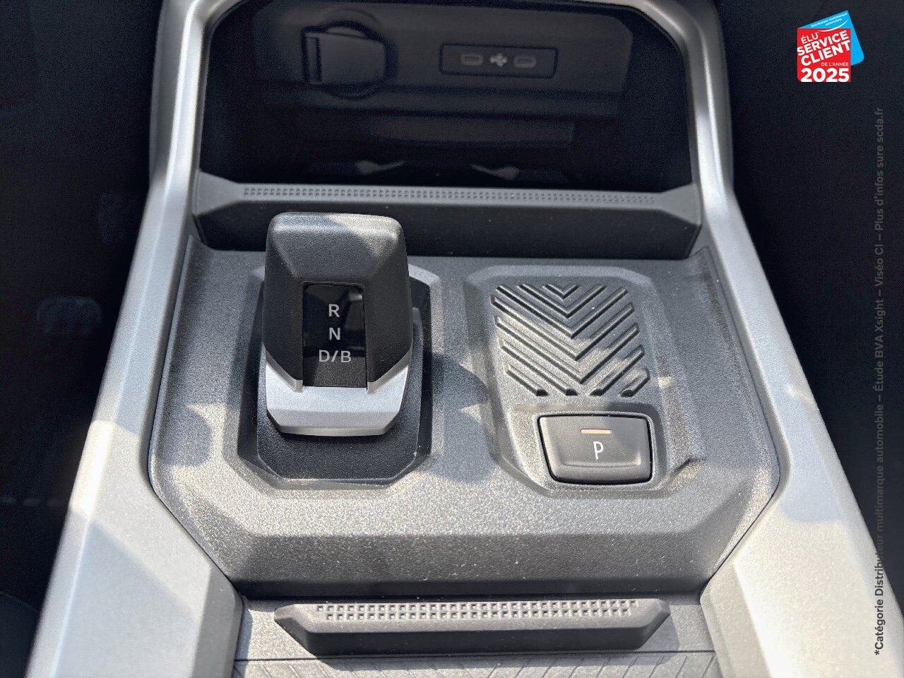 Véhicule d'occasion DACIA BIGSTER 1.8 HYBRID 155CH JOURNEY 4X2 chez Renault Colmar