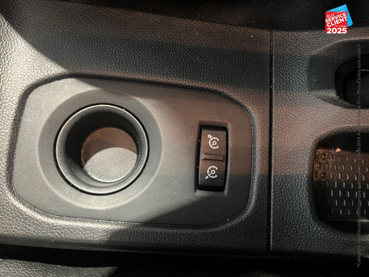Véhicule d'occasion DACIA DUSTER 1.5 DCI 110CH PRESTIGE 4X2 EDC GPS chez Renault Saint-Louis