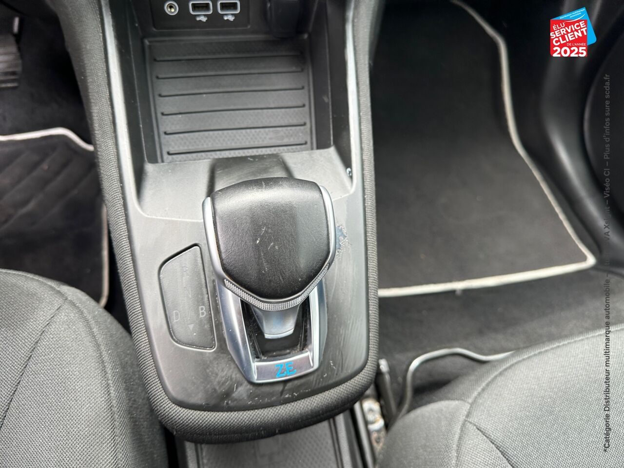 Véhicule d'occasion RENAULT ZOE BUSINESS CHARGE NORMALE R110 ACHAT INTEGRAL - 20 chez Renault Saint-Louis