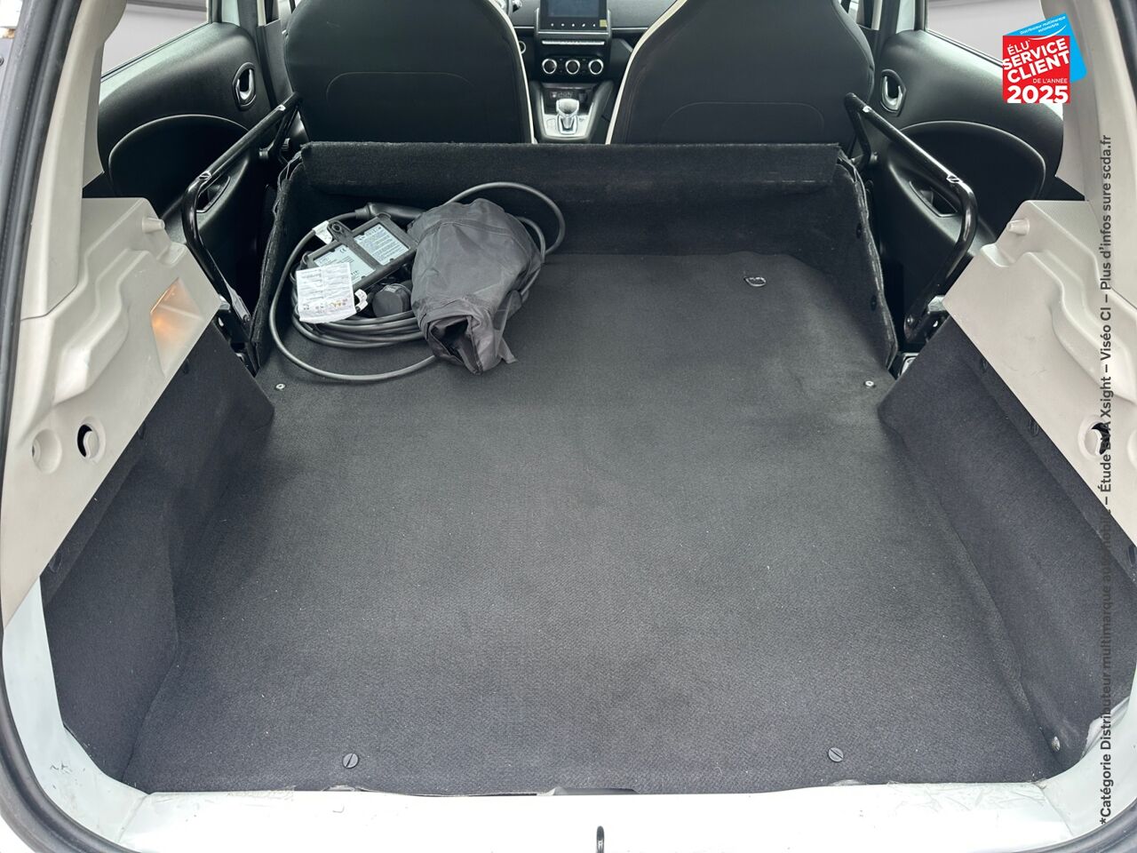 Véhicule d'occasion RENAULT ZOE BUSINESS CHARGE NORMALE R110 ACHAT INTEGRAL - 20 chez Renault Saint-Louis