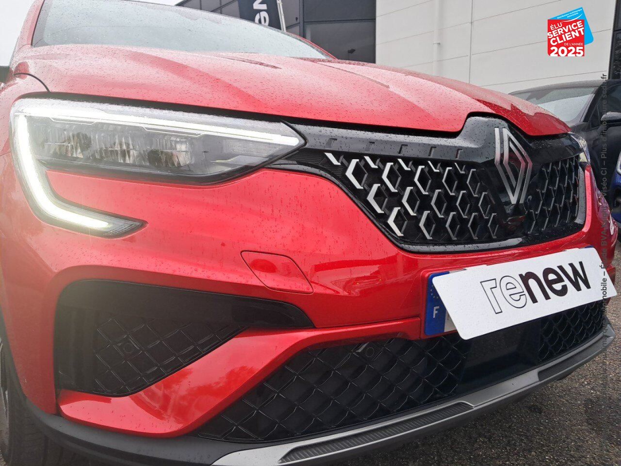 Véhicule d'occasion RENAULT ARKANA 1.6 E-TECH 145CH FULL HYBRID TECHNO -23 chez HESS Automobile