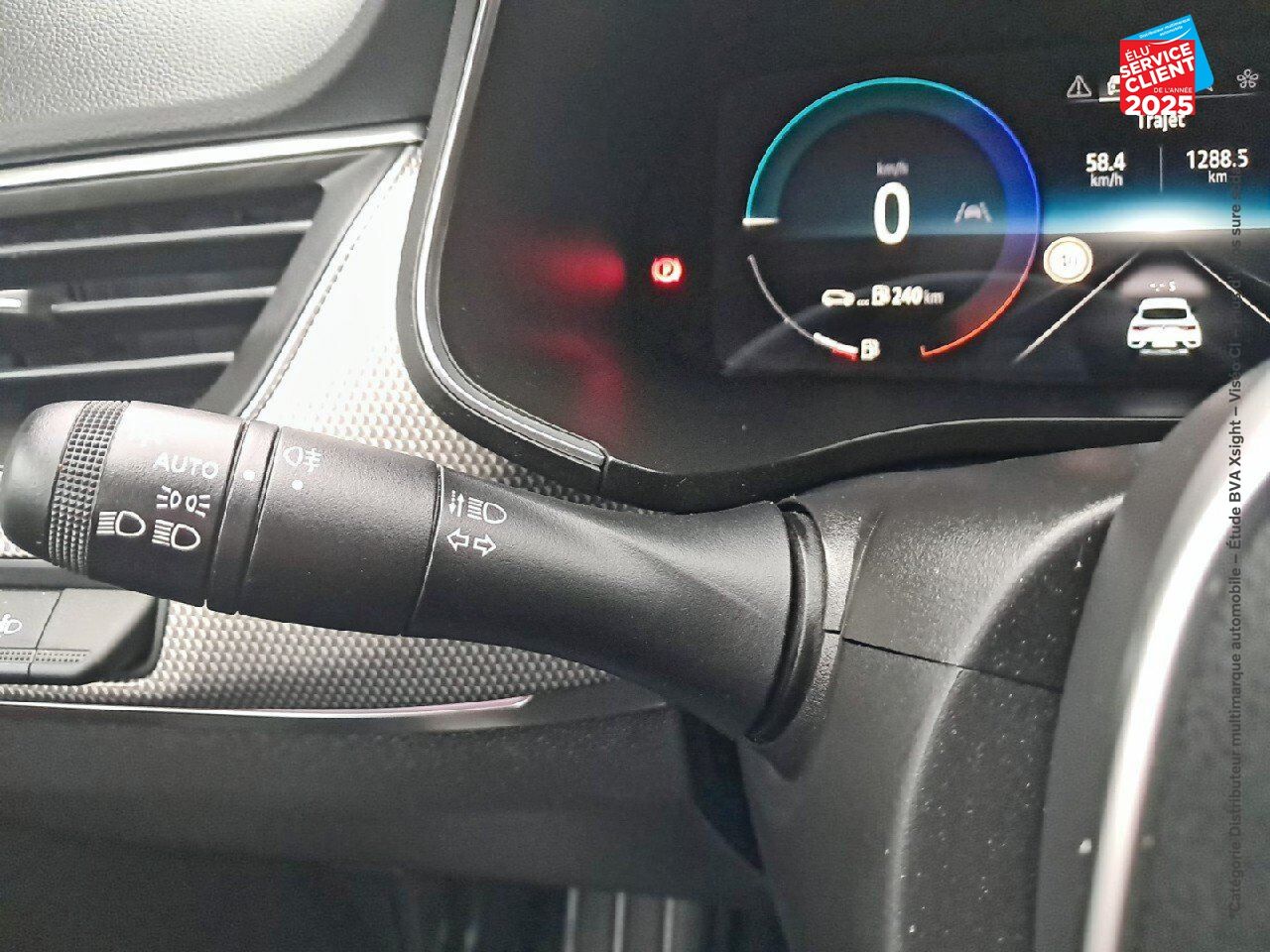 Véhicule d'occasion RENAULT ARKANA 1.6 E-TECH 145CH FULL HYBRID TECHNO -23 chez HESS Automobile